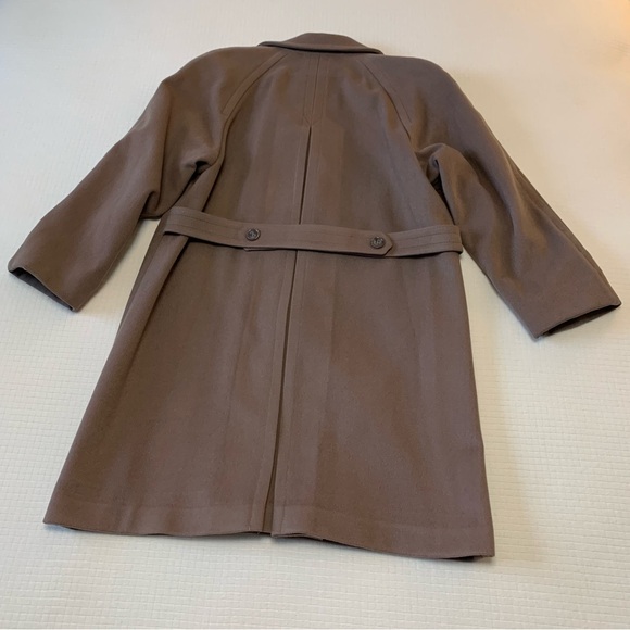 Vintage London Fog ‘Tempo Europa’ camel colored 100% wool coat - Picture 3 of 16